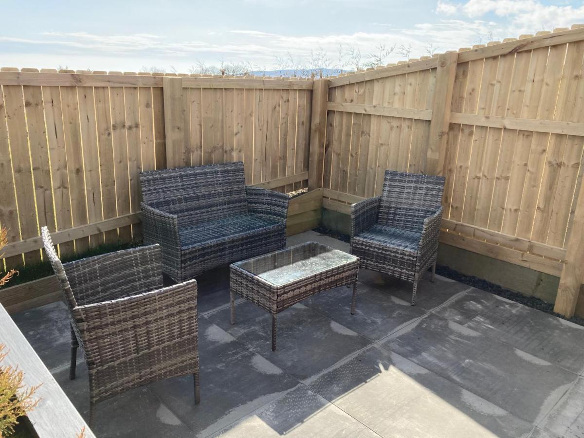 North Coast Escapes Apartment Thrumster Bagian luar foto